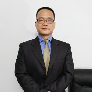程萌群律师