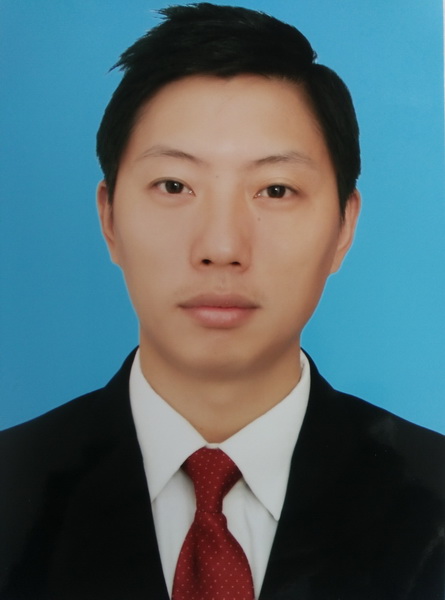 龙朝斌律师
