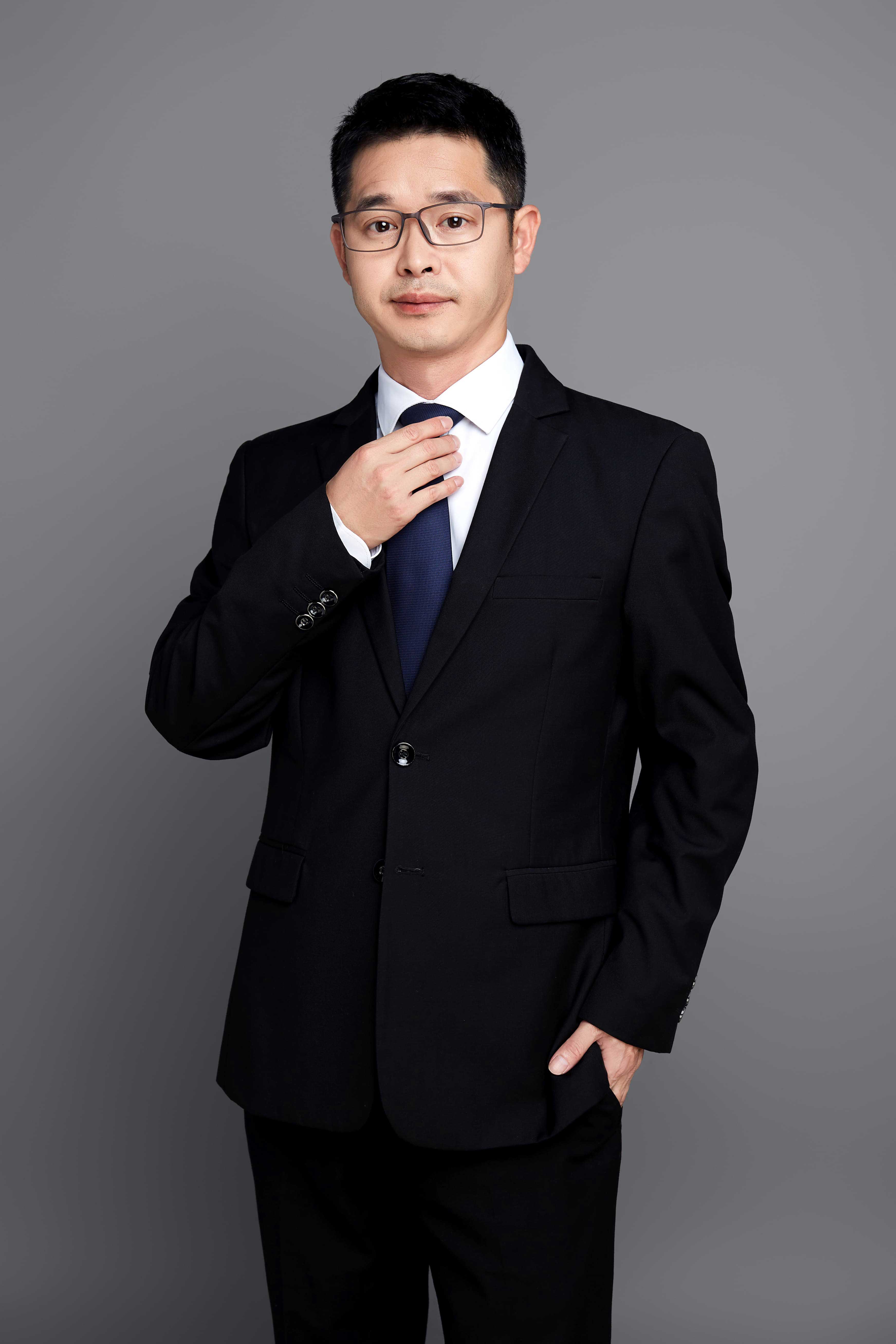 吕甲木律师