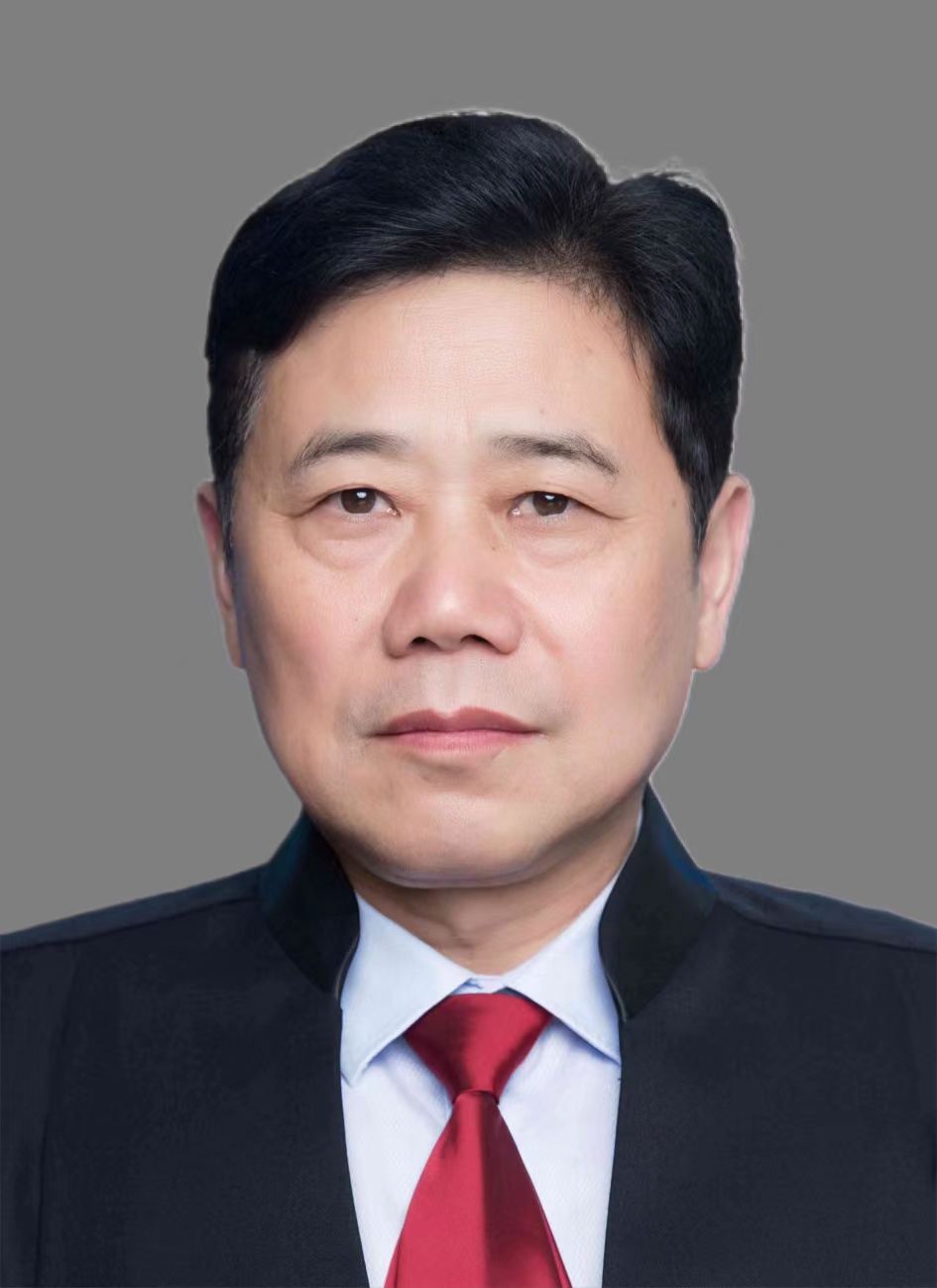 彭青律师